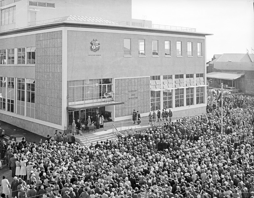 War Memorial 1960.jpg