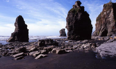 PHO2008-425 IMAGE SHOWS THREE ROCK STACKS LEFT WAS FOUR.jpg