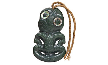 (IMAGE 2) Hei Tiki. Collection Of Puke Ariki (A77.294)